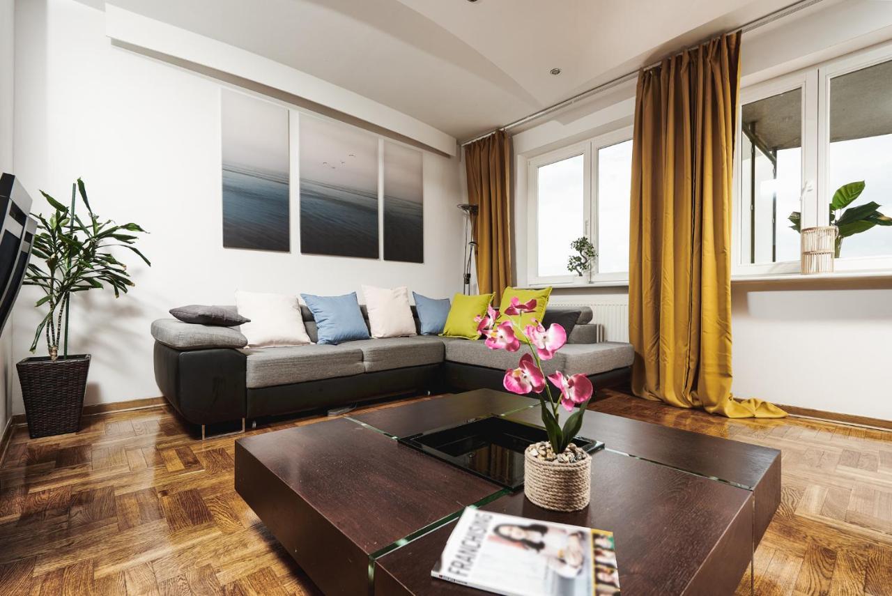 Lumina Spacious Apartment Near The Railway Station Warsaw Exterior photo